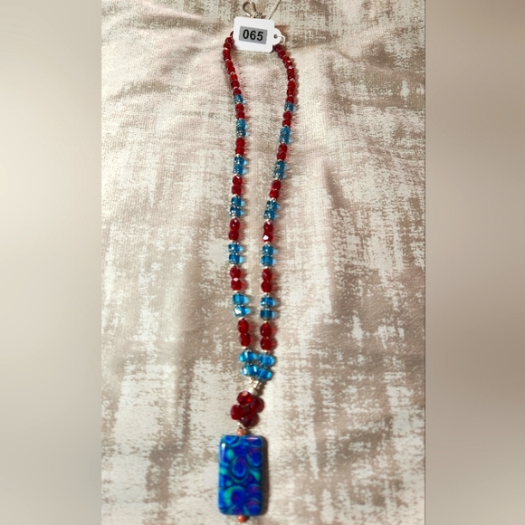 Necklace - Picture 1 of 1